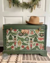 Load image into Gallery viewer, reDesign with Prima A3 Decoupage Fiber Pack - Nutcracker Happiness
